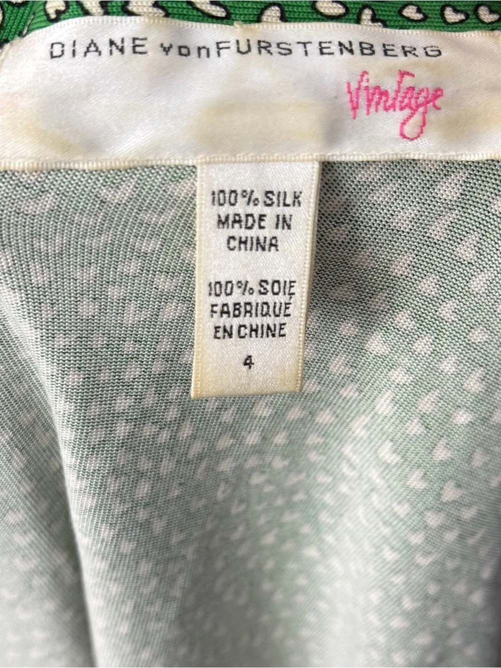 Diane von Furstenberg Vintage Justin Wrap Top Green Hearts Print Silk Sz 4